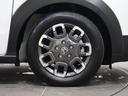 純正のアルミホイールが足元を飾ります!タイヤサイズは185/65R15になります。