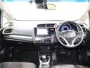 操作性に優れた運転席となります!小物入れや各ボタンの配置にこだわり、使いやすいです!座り心地もよく視認性も良好なのでロングドライブもお任せ下さい!