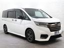 当社の優秀なスタッフがしっかり点検整備をさせていただいてからご納車いたします!さらに!エンジンオイル、エレメント・ミッションオイル・ワイパーゴムを新品交換になります!これで安心して乗って頂けます!