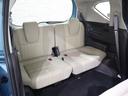３列目シートもゆとりの設計！大人数のドライブもお任せ下さい！必要のない時は簡単に収納することも可能！使い勝手の幅が広がります！