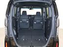 ２列目シートを倒すと、広々としたラゲッジスペースが生まれます！大きな荷物や長い荷物も簡単に収納することができます！