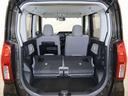 ２列目シートを倒すと、広々としたラゲッジスペースが生まれます！大きな荷物や長い荷物も簡単に収納することができます！
