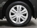 純正のホイールキャップが足元を飾ります！タイヤサイズは１５５／６５Ｒ１４になります。