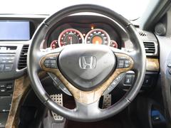 ���롼������ȥ����뤬��������Ƥ��ꡢ®������򤹤�����ǰ����®�٤Ǽ�ư���Ԥ���ǽ��������®�٤����ԤʤΤ�ǳ��θ���䥢������ڥ����Ƨ��ɬ�פ�̵���Τ�Ĺ��Υ�ɥ饤�֤���Ŭ�ˤʤ�ޤ����� 4