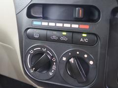 �ޥ˥奢�륨������Τ��֤Ǥ���ľ��Ū�����Ǽ���β��٤�Ĵ�����뤳�Ȥ��Ǥ��ޤ��� 6