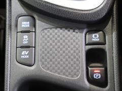 �ɥ饤�֥⡼�ɤ��ڤ��ؤ�����ǽ�Ǥ�����ʬ�䥷����˹�碌���ڤ��ؤ��뤳�Ȥǡ��ɥ饤�֤�����Ŭ�ˤʤ�ޤ��� 6