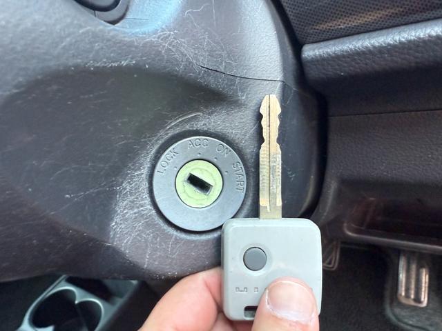 アルトラパン ＳＳ　ブラックメタリック全塗装済／プレミアブロンズ保証１年付／５ＭＴ／社外ナビ／フルセグＴＶ／Ｂｌｕｅｔｏｏｔｈ／キーレスキー／フォグランプ／ライトレベライザー／ＥＴＣ／社外１３インチアルミ（32枚目）