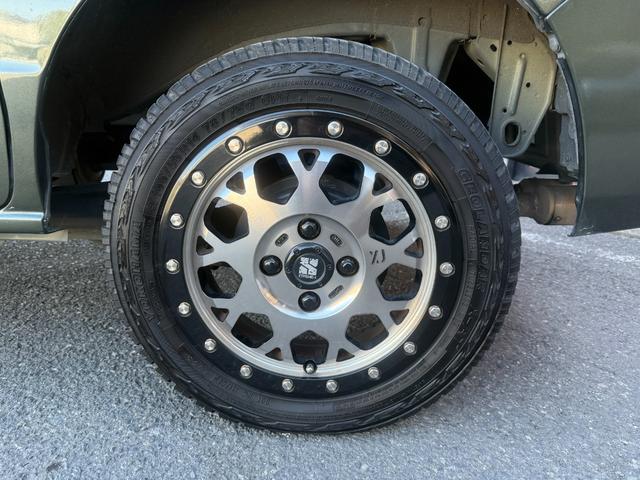 エブリイ ジョインターボ　４ＷＤ／プレミアプラチナ保証１年付／社外ナビ／フルセグＴＶ／バックカメラ／衝突軽減ブレーキ／ＸＪ０４　１４インチアルミ／ベットキット／リフトアップ／社外マフラー／パークセンサー／ＥＴＣ／キーレスキー（55枚目）