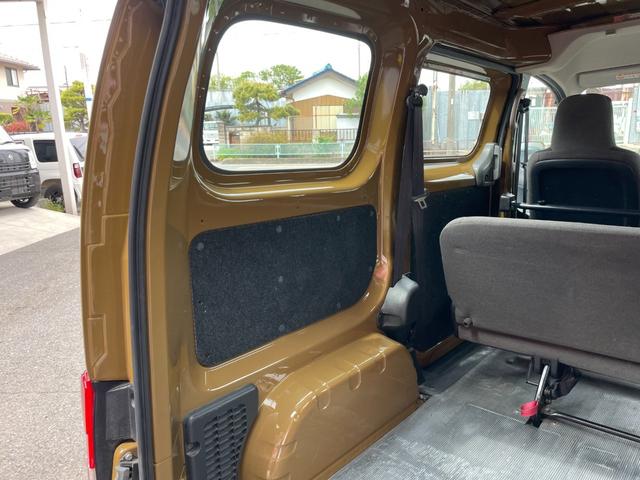 ＮＶ２００バネットバン ＤＸ　５Ｃ８サンド（ベージュ）全塗装済／プレミアゴールド保証１年付／新品マッドヴァンスＸタイプＳ　１４インチアルミ／新品オープンカントリーＲＴタイヤ／純正ナビ／フルセグＴＶ／バックカメラ／ＥＴＣ（35枚目）