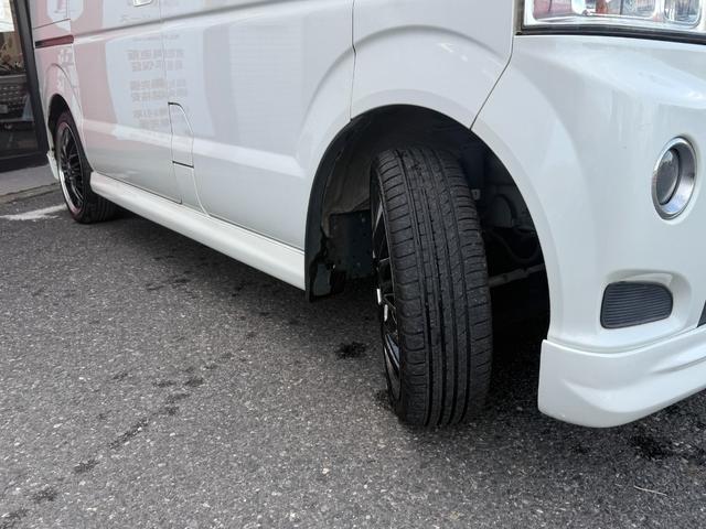 エブリイワゴン PZターボスペシャル プレミアゴールド保証1年付/社外ナビ/フルセグTV/両側自動ドア/オートステップ/フォグランプ/HID/新品ロクサーニ マルチフォルケッタ 16インチアルミ/社外エアロ/整備記録簿2枚(13枚目)