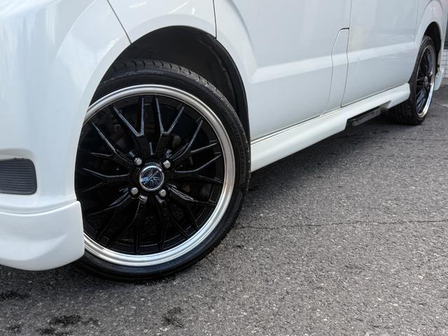 エブリイワゴン PZターボスペシャル プレミアゴールド保証1年付/社外ナビ/フルセグTV/両側自動ドア/オートステップ/フォグランプ/HID/新品ロクサーニ マルチフォルケッタ 16インチアルミ/社外エアロ/整備記録簿2枚(16枚目)