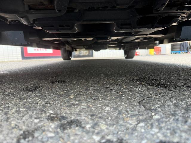 エブリイワゴン PZターボスペシャル プレミアゴールド保証1年付/社外ナビ/フルセグTV/両側自動ドア/オートステップ/フォグランプ/HID/新品ロクサーニ マルチフォルケッタ 16インチアルミ/社外エアロ/整備記録簿2枚(43枚目)