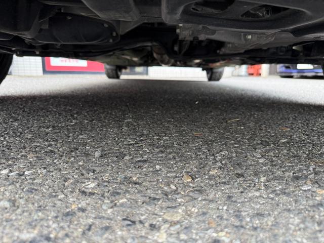 シエンタ ハイブリッドG アーバンカーキ全塗装/プレミアプラチナ保証1年付/純正ナビ/フルセグTV/Bカメラ/両側自動ドア/新品マッドヴァンス06 16インチアルミ/新品オープンカントリーRTタイヤ/ETC/スマートキー2個(57枚目)