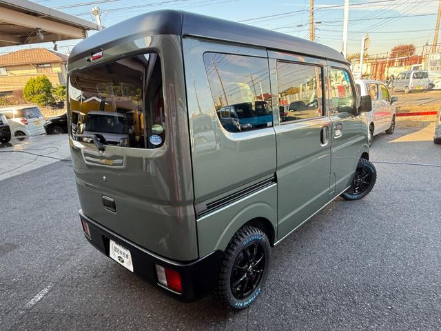 ＮＶ１００クリッパーバン ＤＸ　ＧＬパッケージ　アイビーグリーンメタリック全塗装済／プレミアプラチナ保証１年付／社外ナビ／ＴＶ／新品ヴェルザンディ　１４インチアルミ／新品マックストレックＲＴタイヤ／キーレスキー／２ｎｄ発進／整備記録簿２枚（8枚目）