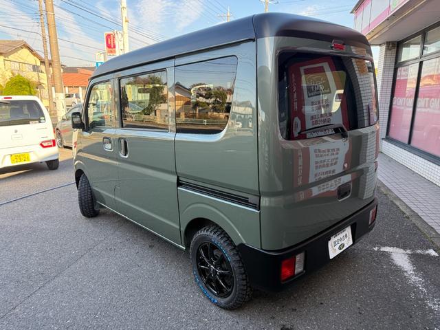 ＮＶ１００クリッパーバン ＤＸ　ＧＬパッケージ　アイビーグリーンメタリック全塗装済／プレミアプラチナ保証１年付／社外ナビ／ＴＶ／新品ヴェルザンディ　１４インチアルミ／新品マックストレックＲＴタイヤ／キーレスキー／２ｎｄ発進／整備記録簿２枚（12枚目）