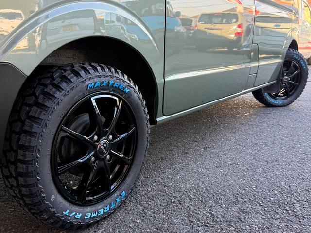 ＮＶ１００クリッパーバン ＤＸ　ＧＬパッケージ　アイビーグリーンメタリック全塗装済／プレミアプラチナ保証１年付／社外ナビ／ＴＶ／新品ヴェルザンディ　１４インチアルミ／新品マックストレックＲＴタイヤ／キーレスキー／２ｎｄ発進／整備記録簿２枚（17枚目）