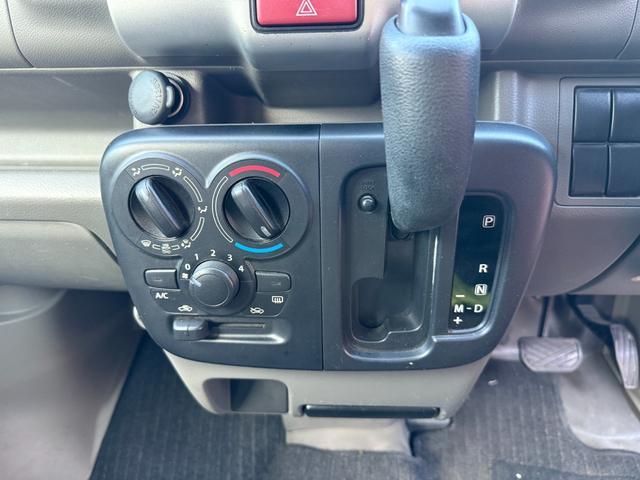 ＮＶ１００クリッパーバン ＤＸ　ＧＬパッケージ　アイビーグリーンメタリック全塗装済／プレミアプラチナ保証１年付／社外ナビ／ＴＶ／新品ヴェルザンディ　１４インチアルミ／新品マックストレックＲＴタイヤ／キーレスキー／２ｎｄ発進／整備記録簿２枚（26枚目）