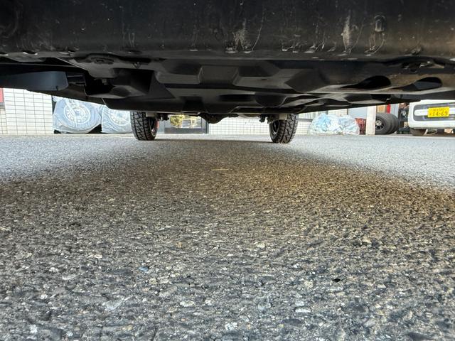 ＮＶ１００クリッパーバン ＤＸ　ＧＬパッケージ　アイビーグリーンメタリック全塗装済／プレミアプラチナ保証１年付／社外ナビ／ＴＶ／新品ヴェルザンディ　１４インチアルミ／新品マックストレックＲＴタイヤ／キーレスキー／２ｎｄ発進／整備記録簿２枚（59枚目）