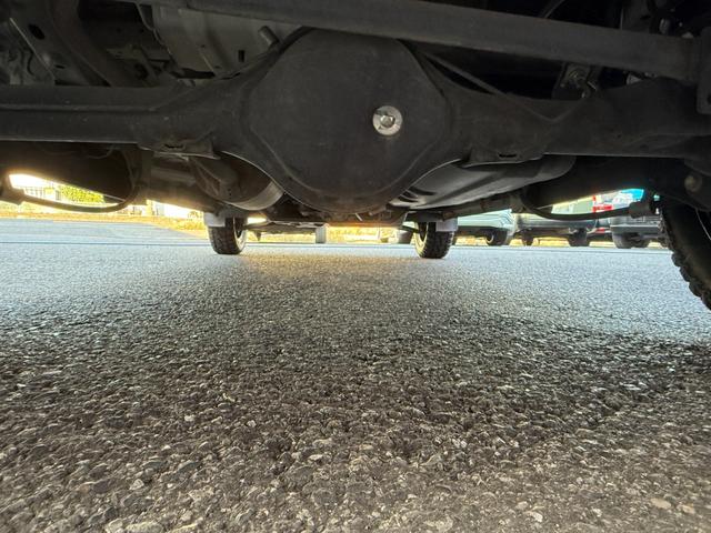 ＮＶ１００クリッパーバン ＤＸ　ＧＬパッケージ　アイビーグリーンメタリック全塗装済／プレミアプラチナ保証１年付／社外ナビ／ＴＶ／新品ヴェルザンディ　１４インチアルミ／新品マックストレックＲＴタイヤ／キーレスキー／２ｎｄ発進／整備記録簿２枚（60枚目）