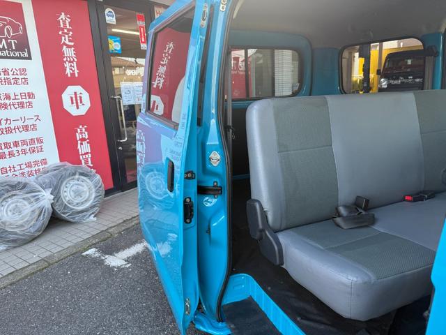 タウンエースバン ＧＬ　マイアミブルー全塗装済／プレミアプラチナ保証１年付／社外ナビ／ＥＴＣ／新品ラギット　１４インチアルミ／新品オープンカントリーＲＴタイヤ／キーレスキー／ライトレベライザー／整備記録簿３枚（34枚目）