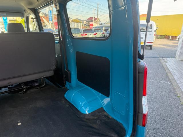 タウンエースバン ＧＬ　マイアミブルー全塗装済／プレミアプラチナ保証１年付／社外ナビ／ＥＴＣ／新品ラギット　１４インチアルミ／新品オープンカントリーＲＴタイヤ／キーレスキー／ライトレベライザー／整備記録簿３枚（38枚目）