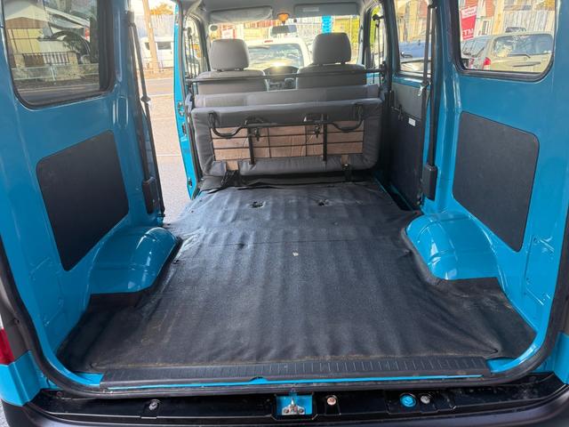 タウンエースバン ＧＬ　マイアミブルー全塗装済／プレミアプラチナ保証１年付／社外ナビ／ＥＴＣ／新品ラギット　１４インチアルミ／新品オープンカントリーＲＴタイヤ／キーレスキー／ライトレベライザー／整備記録簿３枚（41枚目）