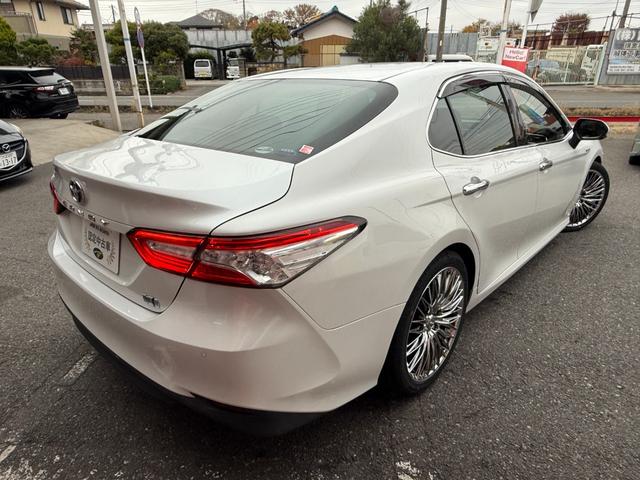 カムリ G プレミアプラチナ保証1年付/メーカーナビ/フルセグTV/バックカメラ/衝突軽減ブレーキ/新品ワーウィッククライヴァー19インチアルミ/新品ラルグス車高調/ETC2.0/スマートキー2個/整備記録簿2枚(8枚目)