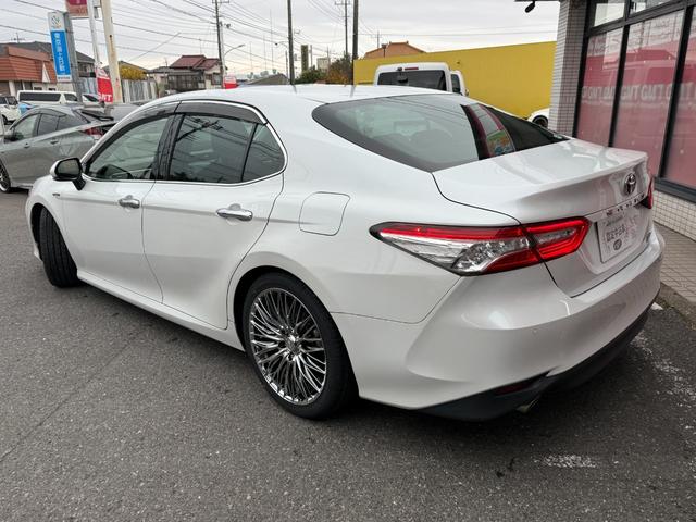 カムリ G プレミアプラチナ保証1年付/メーカーナビ/フルセグTV/バックカメラ/衝突軽減ブレーキ/新品ワーウィッククライヴァー19インチアルミ/新品ラルグス車高調/ETC2.0/スマートキー2個/整備記録簿2枚(12枚目)