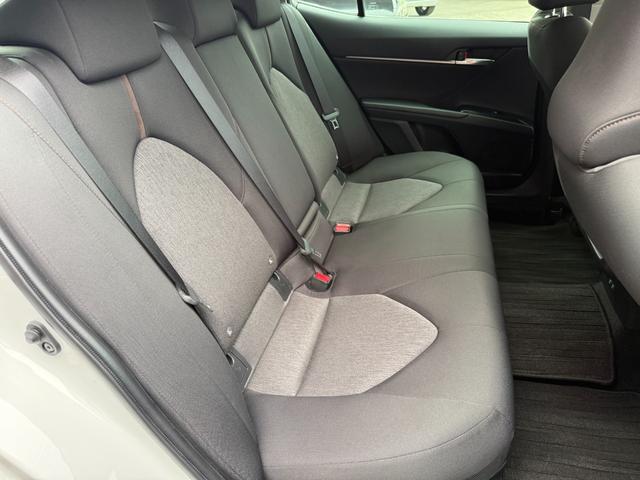 カムリ G プレミアプラチナ保証1年付/メーカーナビ/フルセグTV/バックカメラ/衝突軽減ブレーキ/新品ワーウィッククライヴァー19インチアルミ/新品ラルグス車高調/ETC2.0/スマートキー2個/整備記録簿2枚(38枚目)