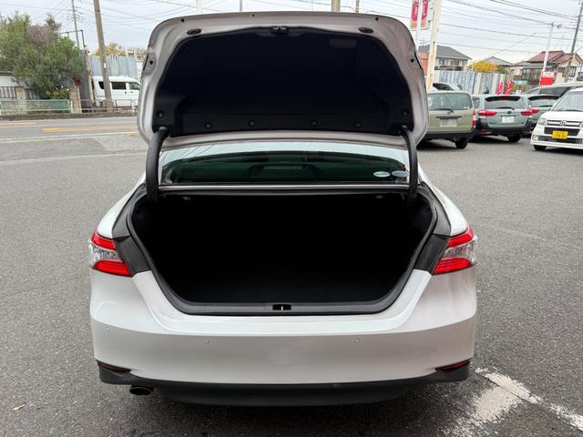 カムリ G プレミアプラチナ保証1年付/メーカーナビ/フルセグTV/バックカメラ/衝突軽減ブレーキ/新品ワーウィッククライヴァー19インチアルミ/新品ラルグス車高調/ETC2.0/スマートキー2個/整備記録簿2枚(40枚目)