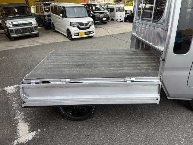 ハイゼットトラック ジャンボエクストラ　４ＷＤ／プレミアプラチナ保証１年付／純正ナビ／フルセグＴＶ／バックカメラ／衝突軽減ブレーキ／新品ヴェルザンディ　１４インチアルミ／コーナーセンサー／スマートキー／デフロック／ＬＥＤヘッドライト（21枚目）