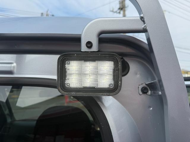 ハイゼットトラック ジャンボエクストラ　４ＷＤ／プレミアプラチナ保証１年付／純正ナビ／フルセグＴＶ／バックカメラ／衝突軽減ブレーキ／新品ヴェルザンディ　１４インチアルミ／コーナーセンサー／スマートキー／デフロック／ＬＥＤヘッドライト（24枚目）