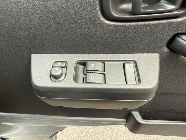 ハイゼットトラック ジャンボエクストラ　４ＷＤ／プレミアプラチナ保証１年付／純正ナビ／フルセグＴＶ／バックカメラ／衝突軽減ブレーキ／新品ヴェルザンディ　１４インチアルミ／コーナーセンサー／スマートキー／デフロック／ＬＥＤヘッドライト（34枚目）