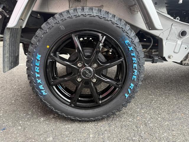 ハイゼットトラック ジャンボエクストラ　４ＷＤ／プレミアプラチナ保証１年付／純正ナビ／フルセグＴＶ／バックカメラ／衝突軽減ブレーキ／新品ヴェルザンディ　１４インチアルミ／コーナーセンサー／スマートキー／デフロック／ＬＥＤヘッドライト（42枚目）