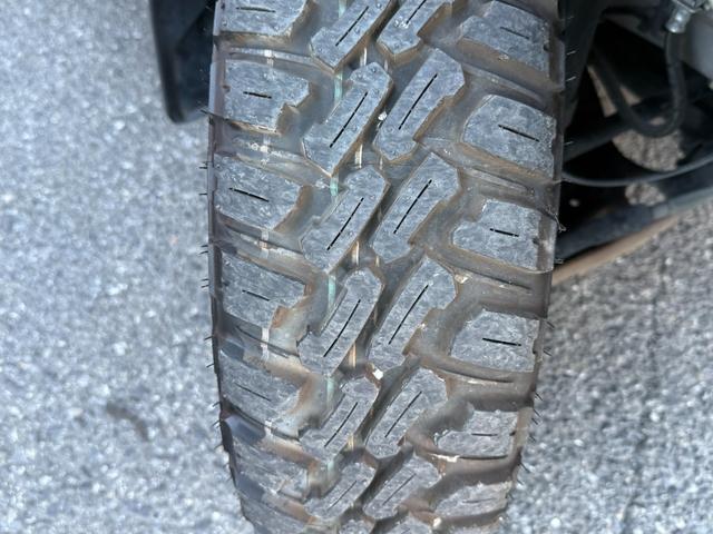 エブリイ ジョインターボ　４ＷＤ／シーダーグリーン全塗装済／プレミアプラチナ保証１年付／衝突軽減ブレーキ／ＥＴＣ／コーナーセンサー／キーレスキー／新品ザック　１４インチアルミ／新品ナンカンＭＴタイヤ（15枚目）