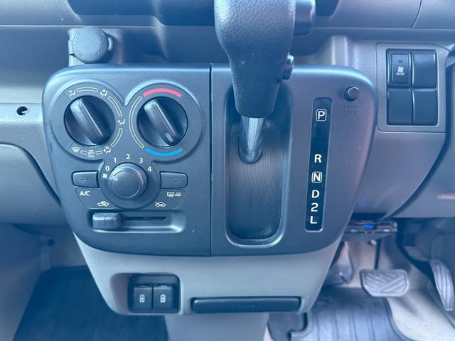 エブリイ ジョインターボ　４ＷＤ／シーダーグリーン全塗装済／プレミアプラチナ保証１年付／衝突軽減ブレーキ／ＥＴＣ／コーナーセンサー／キーレスキー／新品ザック　１４インチアルミ／新品ナンカンＭＴタイヤ（25枚目）