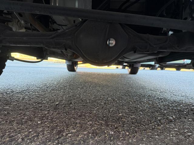 エブリイ ジョインターボ　４ＷＤ／シーダーグリーン全塗装済／プレミアプラチナ保証１年付／衝突軽減ブレーキ／ＥＴＣ／コーナーセンサー／キーレスキー／新品ザック　１４インチアルミ／新品ナンカンＭＴタイヤ（59枚目）