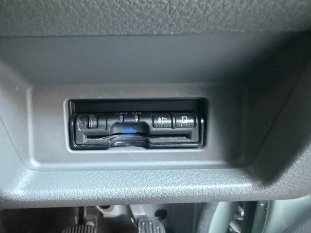 NV350キャラバンバン ロングプレミアムGX アーバンカーキ全塗装済/プレミアプラチナ保証1年付/純正ナビ/フルセグTV/バックカメラ/全方位カメラ/衝突軽減/新品M28バレット 16インチアルミ/新品オープンカントリーRTタイヤ/スマートキー(31枚目)