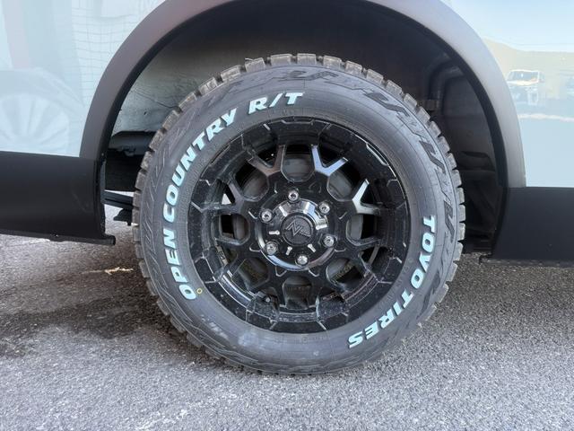 NV350キャラバンバン ロングプレミアムGX アーバンカーキ全塗装済/プレミアプラチナ保証1年付/純正ナビ/フルセグTV/バックカメラ/全方位カメラ/衝突軽減/新品M28バレット 16インチアルミ/新品オープンカントリーRTタイヤ/スマートキー(60枚目)
