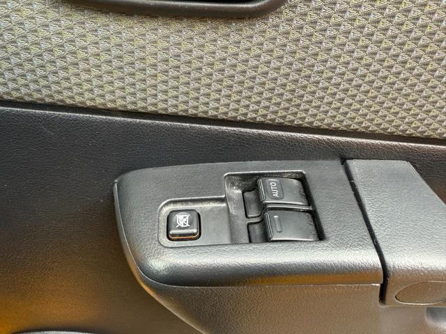 ���Ђł͂��Ԃ̔̔��ȊO�ɂ��l�X�ȃT�[�r�X�����񋟂��Ă���܂�