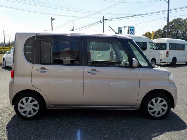 福祉車両 スローパー 後席あり4人乗り 電動固定装置(7枚目)