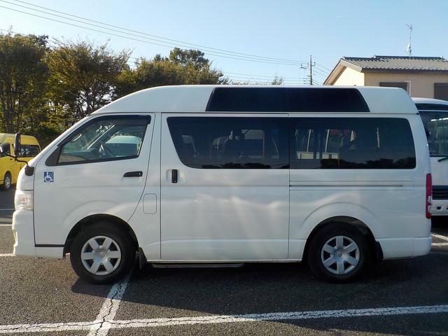 福祉車両 車いす2脚 自動ドア ルーフサイドウィンドゥ(4枚目)