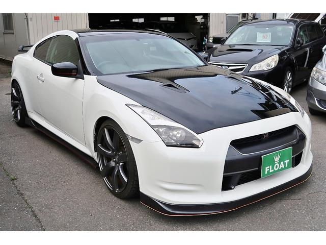 ３７０ＧＴ　タイプＳ　６速ＭＴ　Ｒ３５ＧＴ－Ｒ純正ＡＷ　ブリッツ車高調　タコ足　サード触媒　柿本マフラー　社外ナビ　ＴＶ　ＥＴＣ　外部入力端子　インテリキー　革巻Ｈ　スリットローター　４ポッドキャリパー　黒半革電動シート(3枚目)