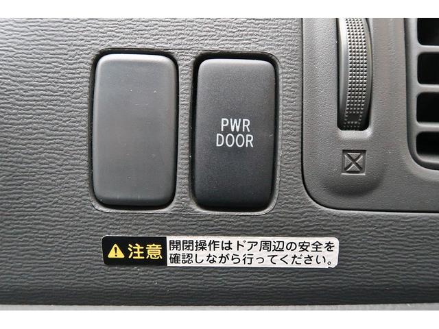 Ｓパッケージ　後期型　純正ナビ　ＤＶＤ　１セグ　ＡＵＸ　キーレス　電動スライドドア　ＨＩＤ　フォグ　純正フルエアロ　純正ＡＷ　Ｄバイザー　オールオートパワーウインドウ　革巻ステア　走行５．９万Ｋｍ　車検令和７年２月(14枚目)