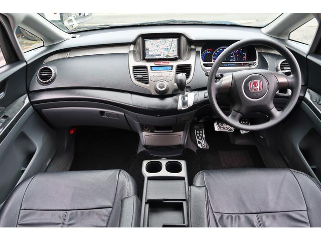 オデッセイ Ｍ　後期型　社外１８ＡＷ　ローダウン　エアロ　社外ＨＤＤナビ　ＴＶ　ＤＶＤ　Ｂモニ　ＥＴＣ　キーレス　ＨＩＤ　黒革調Ｓカバー　ウインカーミラー　Ｄバイザー　メッキグリル　メッキピラー　走行５．９万Ｋｍ（6枚目）