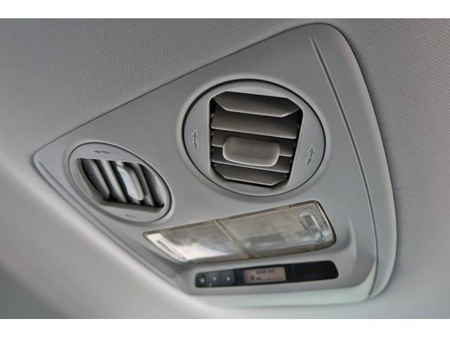 オデッセイ Ｍ　後期型　社外１８ＡＷ　ローダウン　エアロ　社外ＨＤＤナビ　ＴＶ　ＤＶＤ　Ｂモニ　ＥＴＣ　キーレス　ＨＩＤ　黒革調Ｓカバー　ウインカーミラー　Ｄバイザー　メッキグリル　メッキピラー　走行５．９万Ｋｍ（14枚目）