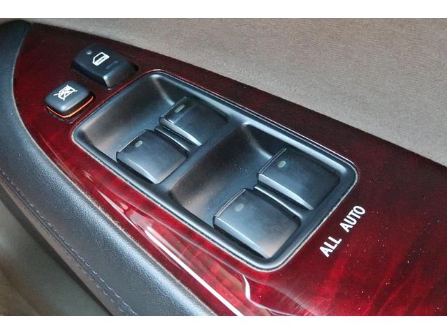 マークＸ ２５０Ｇ　Ｌパッケージ　ワンオーナー　純正ナビ　Ｂカメラ　ＥＴＣ　ドラレコ　スマートキー　Ｆ左右電動シート　オーディオＳＷ付ウッドコンビハンドル　ＨＩＤ　フォグ　純正ＡＷ　ＭＴモード付５速ＡＴ　Ｄバイザー　オールオートＰ／Ｗ（23枚目）