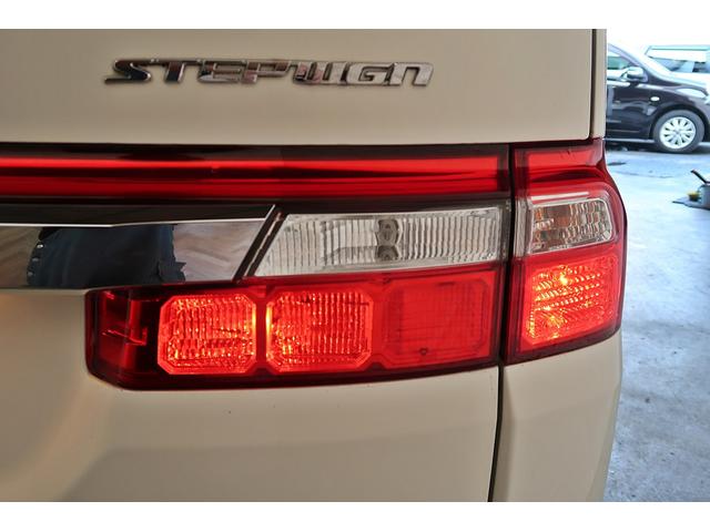 ステップワゴン G Lパッケージ 後期型 両側電動スライドドア カロッツェリアナビ 地デジ ブルートゥース Bカメラ ETC キーレス HID 純正AW ドアバイザー 前後ドラレコ ウインカーミラー 走行7.1万キロ 車検令和9年1月(25枚目)