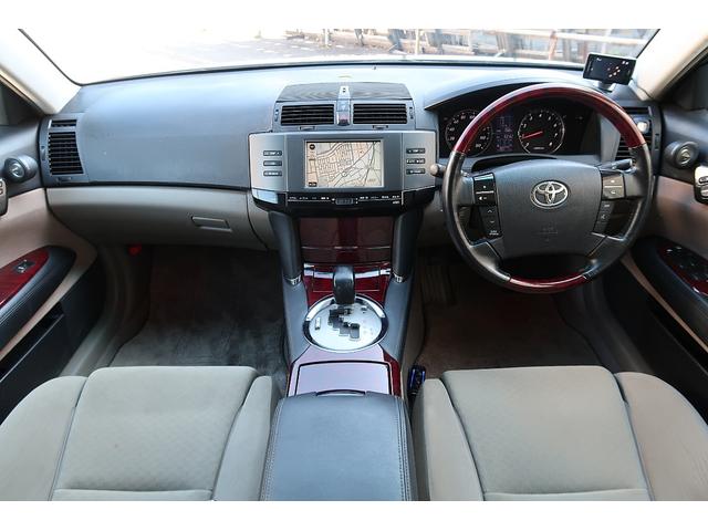 マークＸ ２５０Ｇ　Ｌパッケージ　後期型　ブラック全塗装　社外１７ＡＷ　車高調　社外エアロ　ＬＥＤリング付カスタムＨライト　純正ＨＤＤナビ　スマートキー　Ｂカメラ　サブウーファー　ツイーター　ＥＴＣ　ＨＩＤ　フォグ　ウインカーミラー（6枚目）