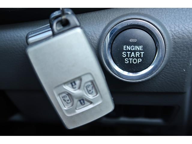 アイシス プラタナリミテッド　後期型　両側電動スライドＤ　社外ＨＤＤナビ　ＴＶ　Ｂカメラ　ＤＶＤ　音楽録音　ＥＴＣ　スマートキー　純正エアロ　純正ＡＷ　ＨＩＤ　フォグ　Ｄバイザー　ＩＳＯＦＩＸ　前後ドラレコ　革巻Ｈ　パドルシフト（18枚目）